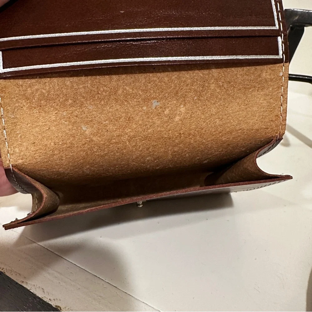 Florence Firenze Italian Leather Clutch Wallet Brown Snap Closure Florentine